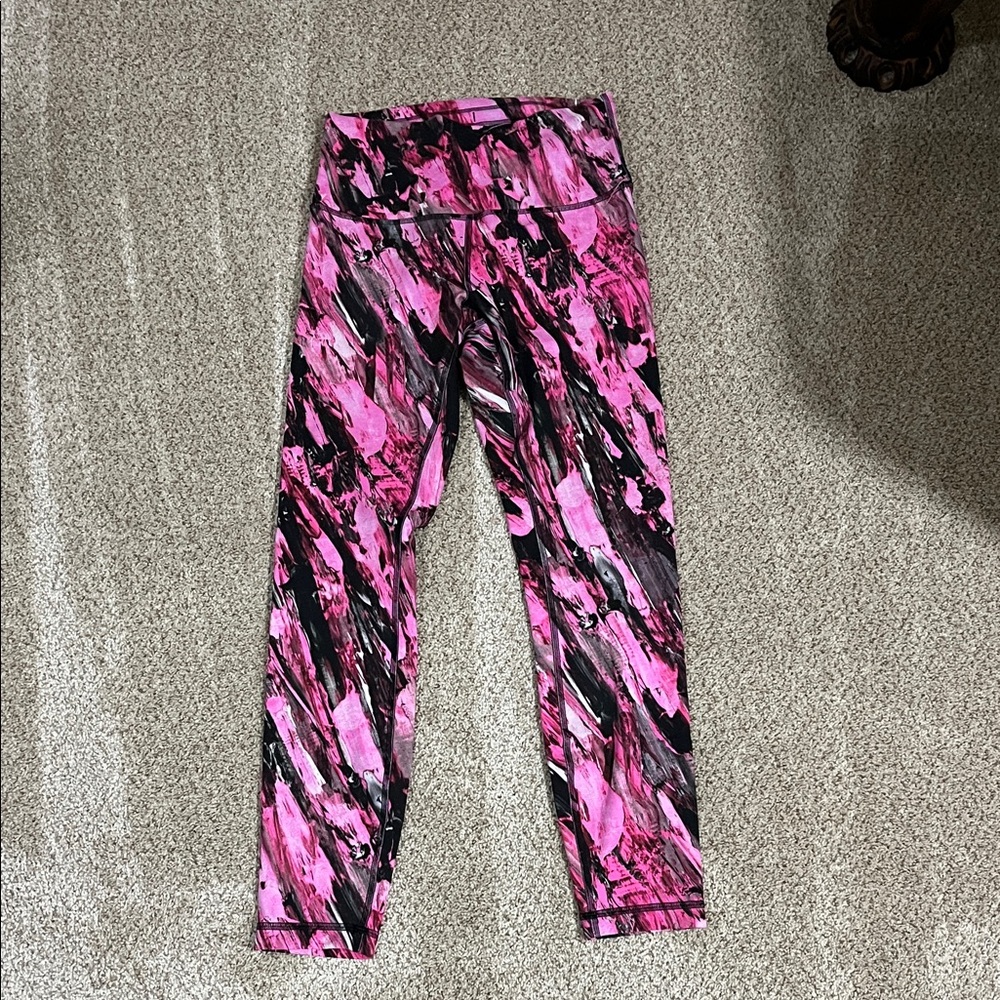 Lululemon Pink and Black Leggings